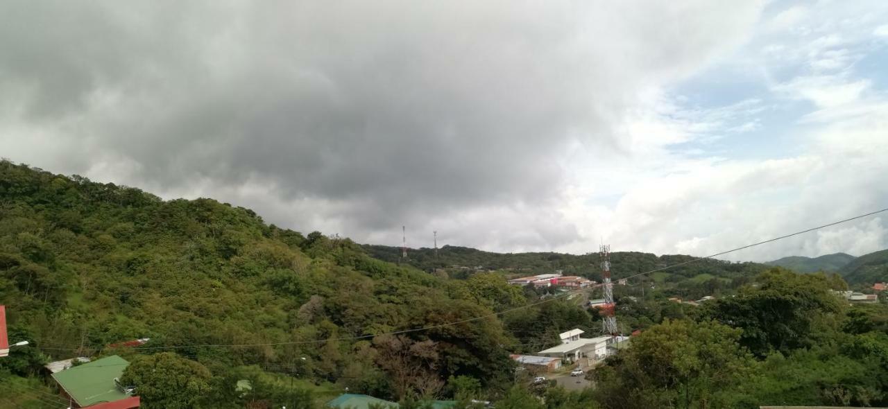 蒙特洛斯里睿奥斯小屋住宿加早餐旅馆 Monteverde 外观 照片